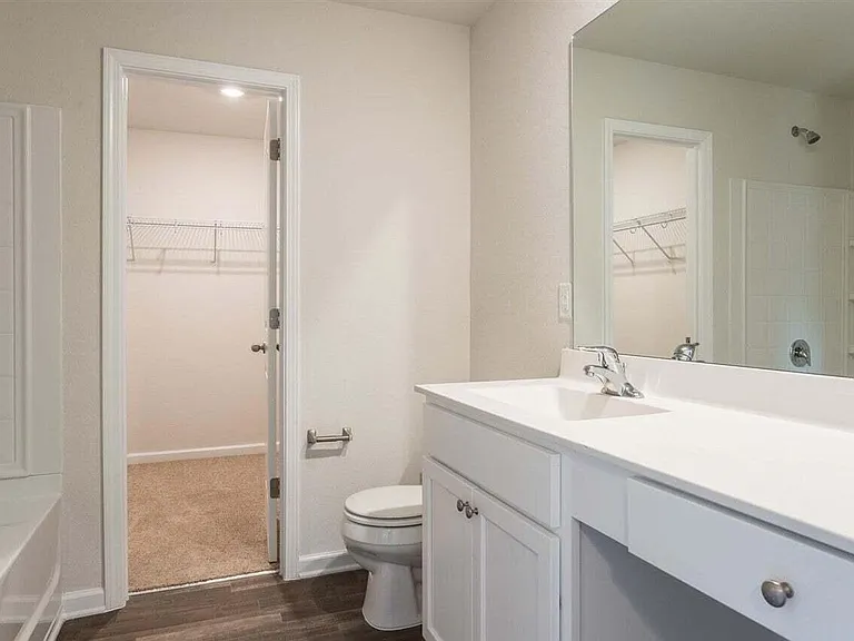 108 Brisk Dr — Photo 15