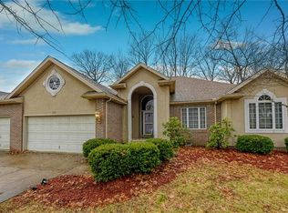 582 Anna Dean Ln, Barberton, OH