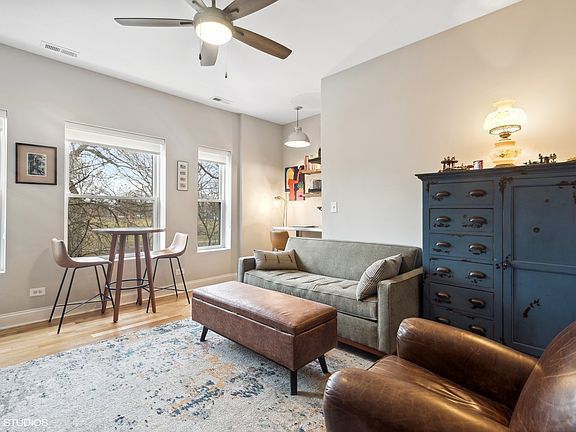 2nd image of 7327 N Paulina St #2