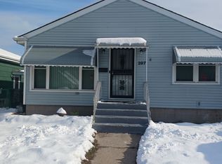 297 Paxton Ave, Calumet City, IL 60409