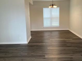 2006 Morningside St, Victoria, TX 77901