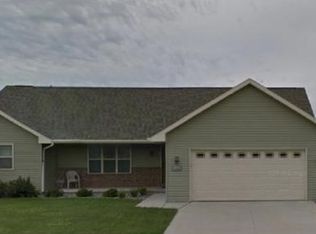 2160 Trailside Ln, De Pere, WI 54115