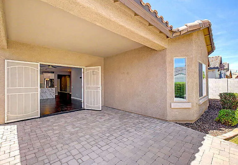 10772 W Yearling Rd — Photo 18