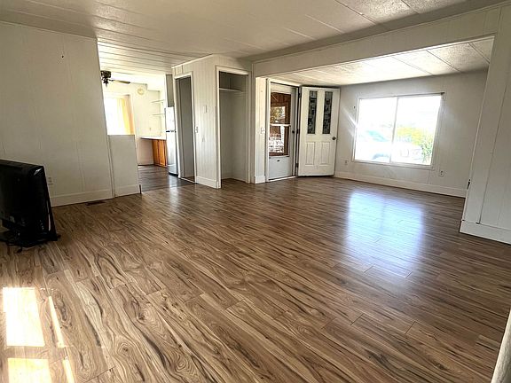 3rd image of 238 Mingo Ln
