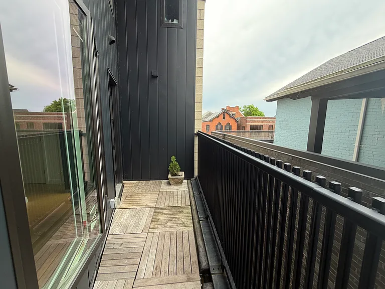 15 Allen St #201 — Photo 17