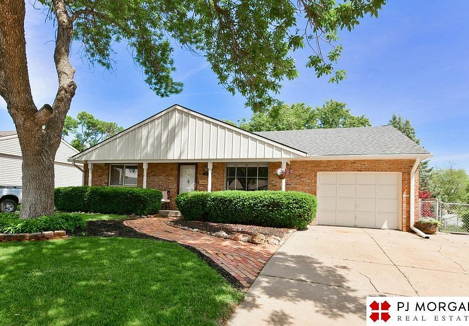 13474 Oak St, Omaha, NE 68144 Zillow