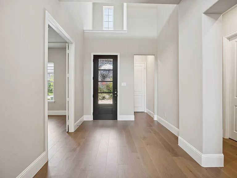 2521 Hampstead Ln — Photo 24