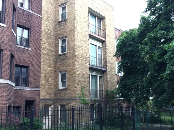 8206 S Langley Ave, Chicago, IL 60619