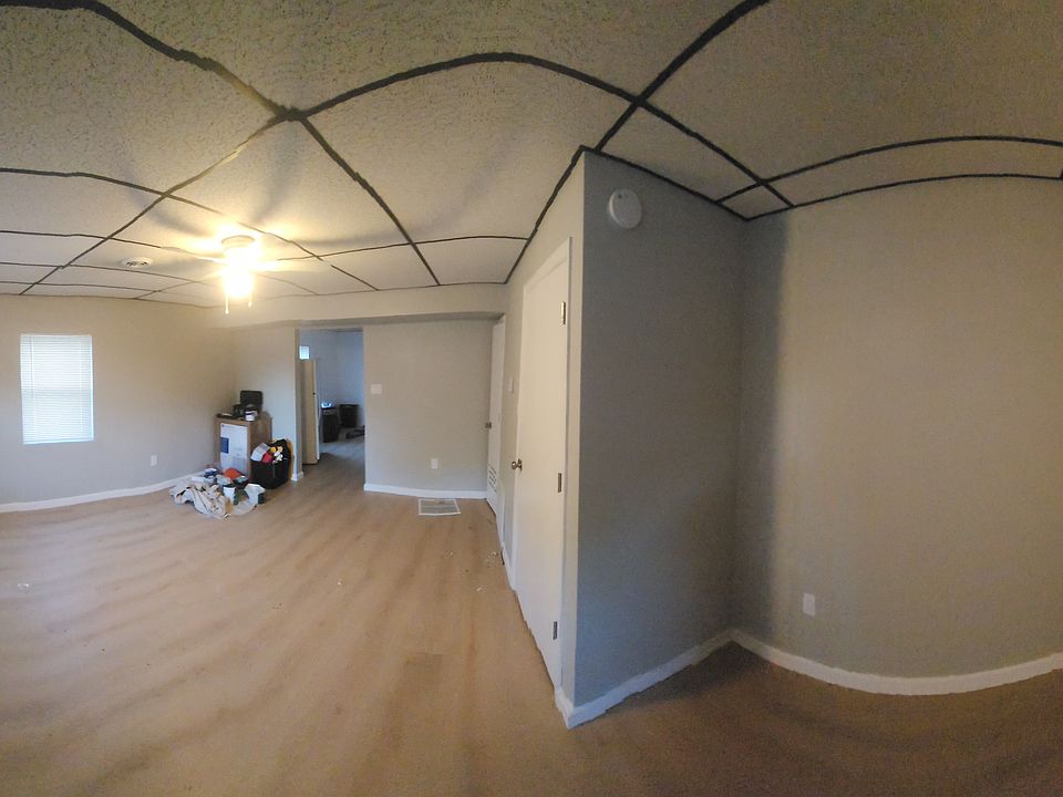 Building Photo 4