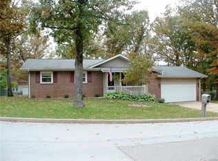 1318 Eastwood Dr, Rolla, MO 65401