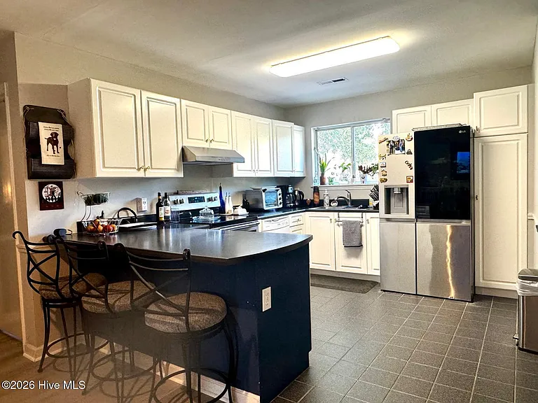 402 Forest Park Rd #D — Photo 5