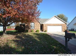 8 Cheryl Dr, Mascoutah, IL
