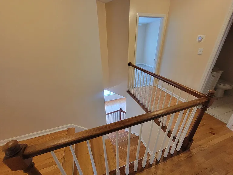 1063 Waltons Pass — Photo 27