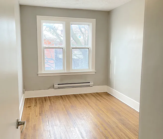 896 Pillette Rd #2 — Photo 6
