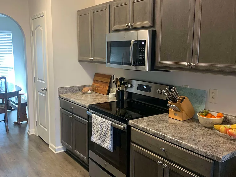 607 George Dr — Photo 14