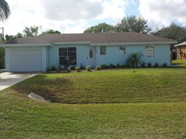 1005 Barber St, Sebastian, FL 32958