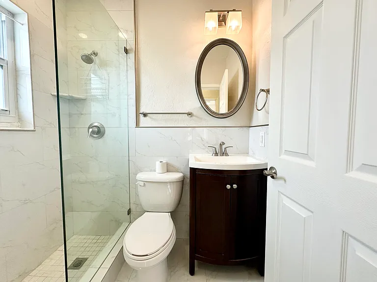 1041 NE 16th Ave #W — Photo 8