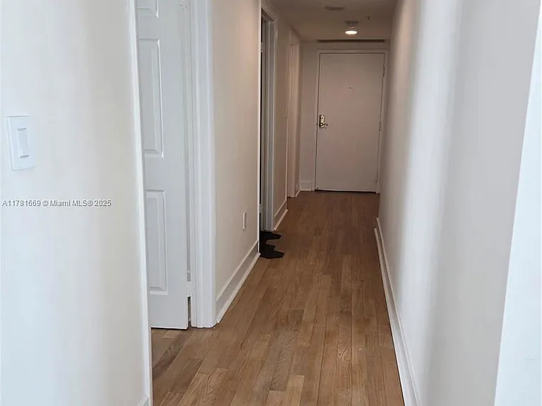 800 Claughton Island Dr #1205 — Photo 17