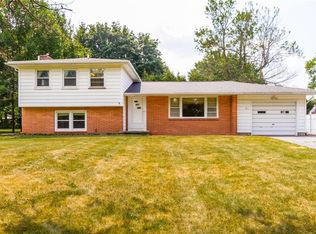 21 Brush Hollow Rd, Rochester, NY 14626