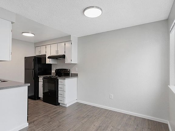 3rd image of 509 Orchard Pl APT 2