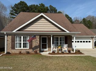 412 Neuchatel Road, New Bern, NC 28562