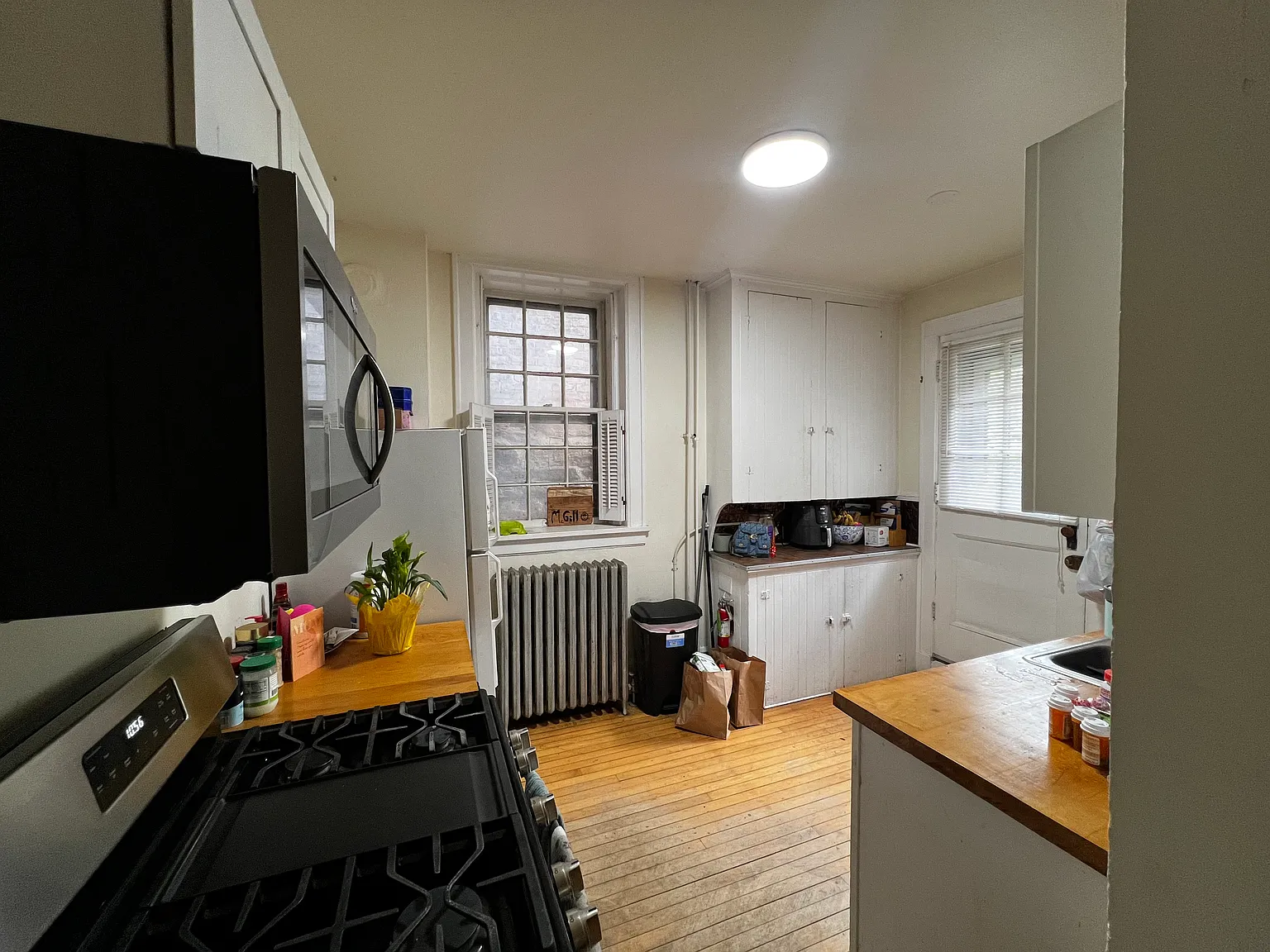 2 bed, 813 sqft, $2,200 — Photo 3