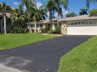 5638 Riverside Dr, Cape Coral, FL 33904