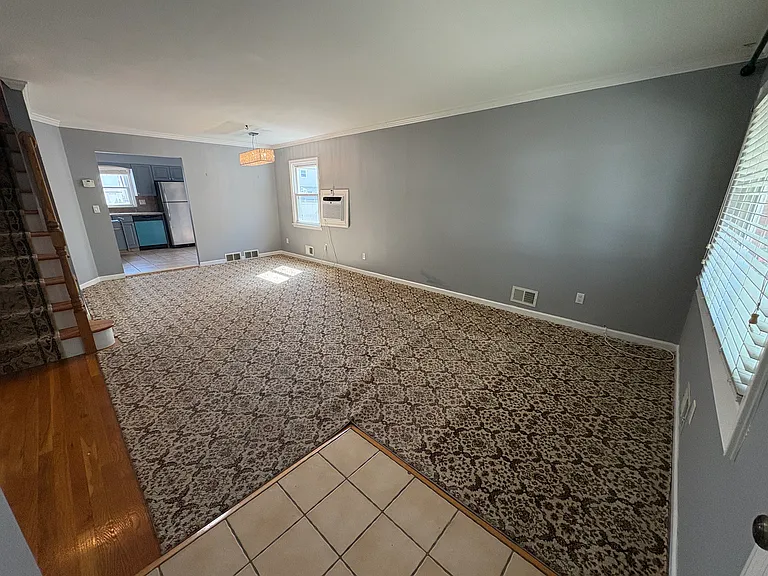 327 Chesterton Ave — Photo 2