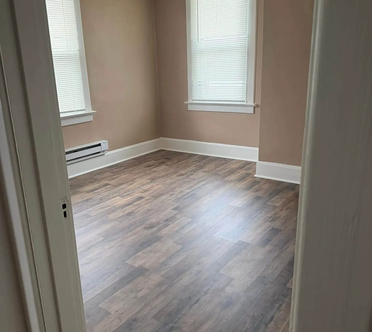 2 bed, 600 sqft, $900 — Photo 3