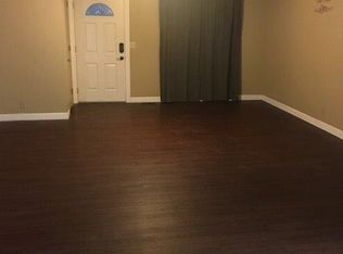 105 Prairie Ln, Holcomb, KS 67851