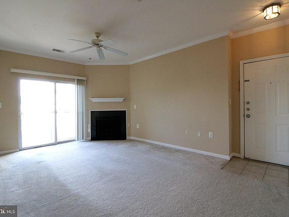 4th image of 5111 Travis Edward Way APT H