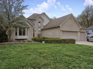 38693 Elmite St, Harrison Township, MI