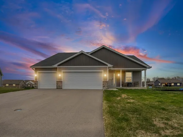 909 Emily Ct NE, Montgomery, MN 56069