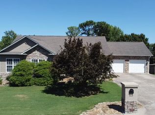 1123 Ridgemonte St, Harrison, AR 72601