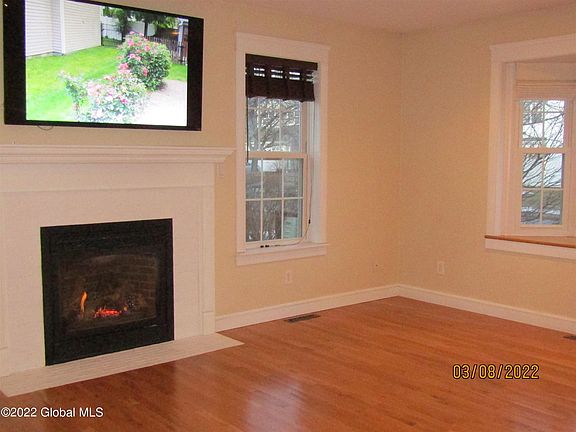 5th image of 13 Callagan Dr