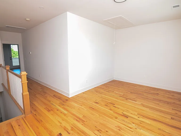 411 McAdoo Ave — Photo 20