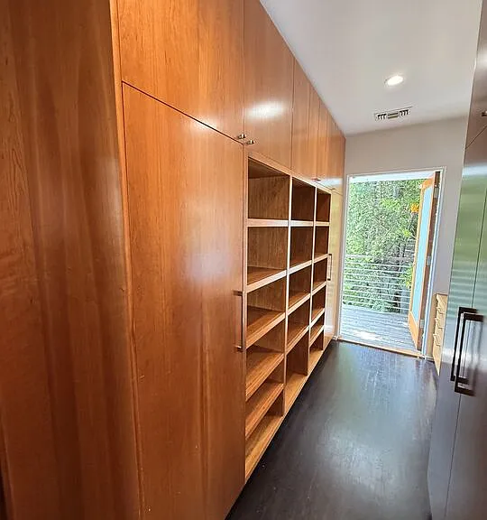 4248 Lexington Ave — Photo 13