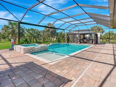 242 41st Ave NW, Naples, FL, 34120