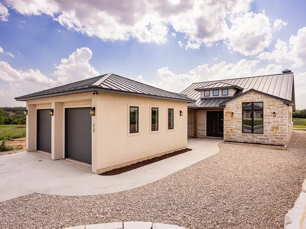 4528-22 Comanche Trace Dr E, Kerrville, TX 78028