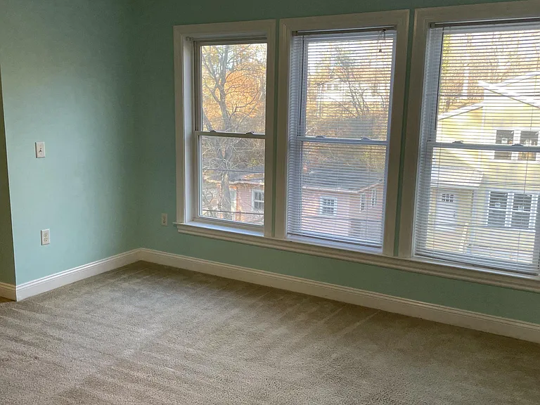 62 Branning St #B — Photo 13