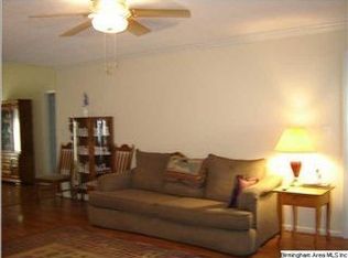 2012 King Charles Pl, Alabaster, AL 35007