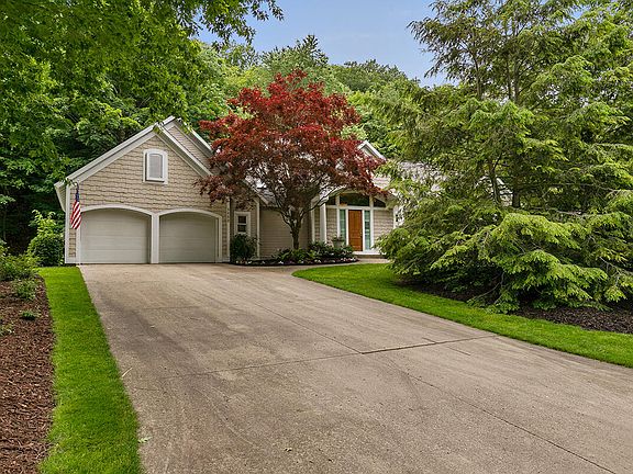 2nd image of 3882 Dune View Ct