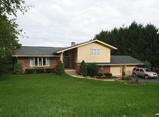 215 Rorrer Cir, Harrisonburg, VA 22801