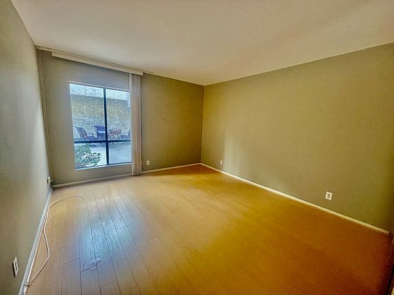 5th image of 1750 Camino Palmero St APT 240