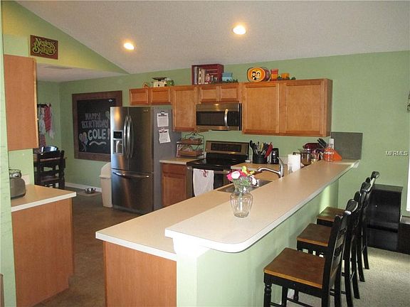 3rd image of 127 Delancey Dr