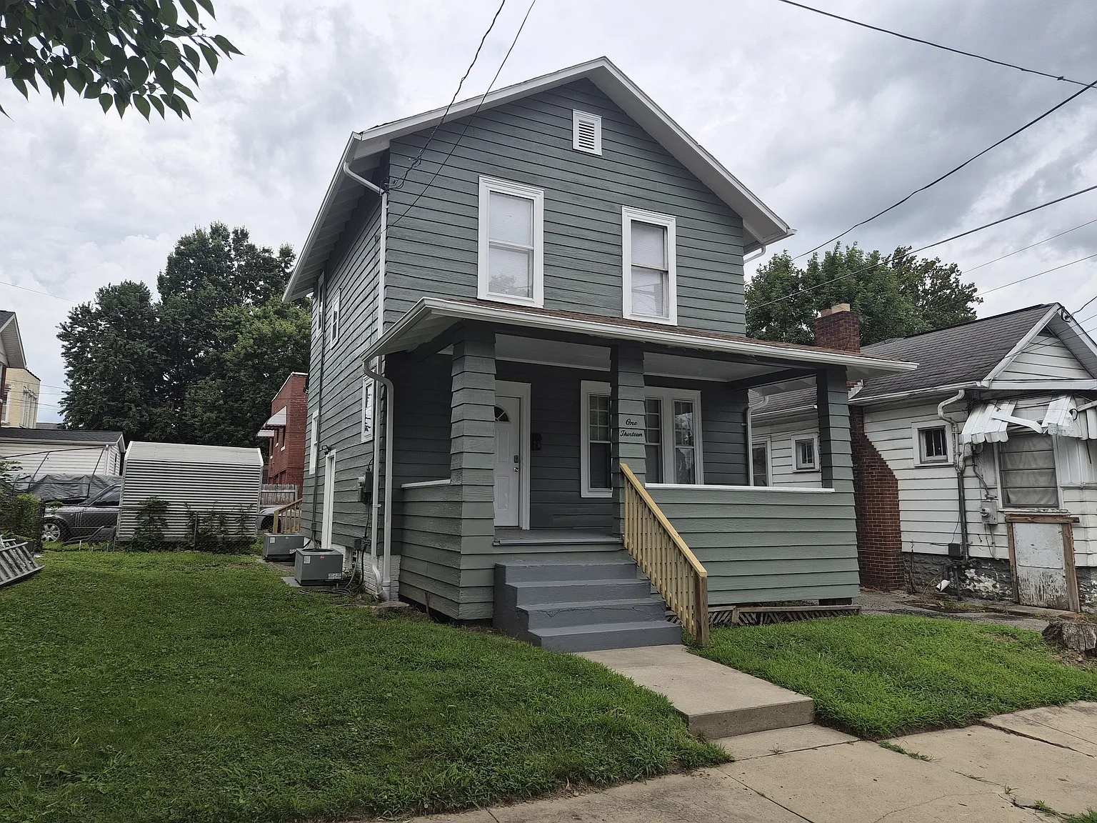 3 bed, 1300 sqft, $1,100 — Photo 2