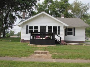 301 Clark St, Georgetown, IL 61846