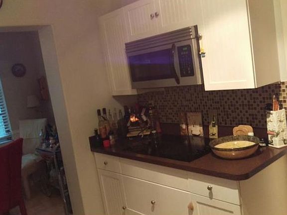 3rd image of 2708 Bel Aire Cir