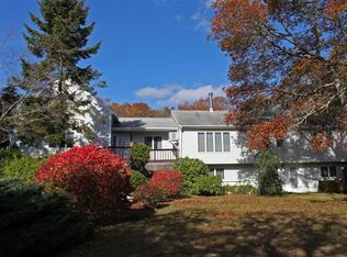 96 Prudence Ln, Cotuit, MA 02635