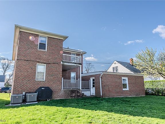 3rd image of 5752 Bavaria Ave
